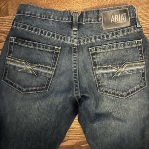 Men’s Ariat jeans